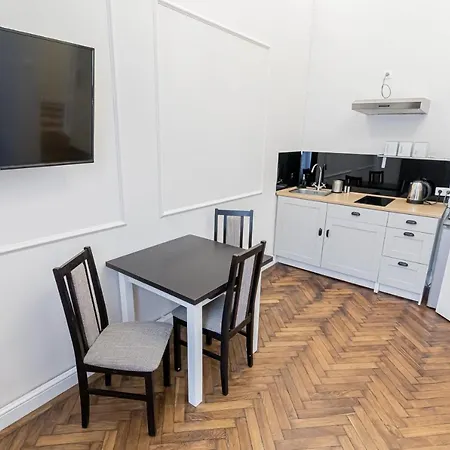 Royal Apartment *