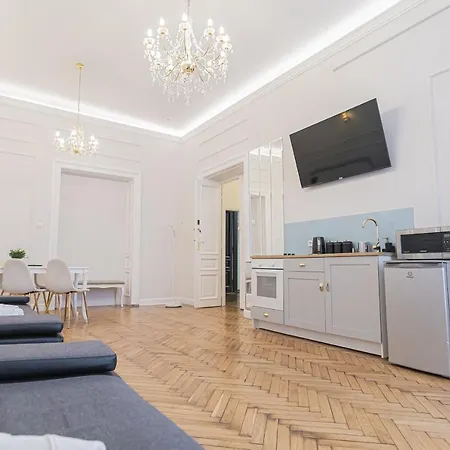 Apartment Royal