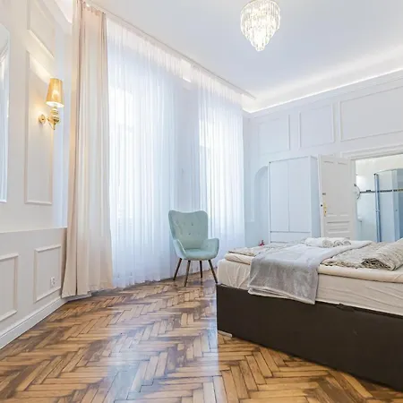 Apartamento Royal