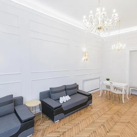 Royal Apartment *