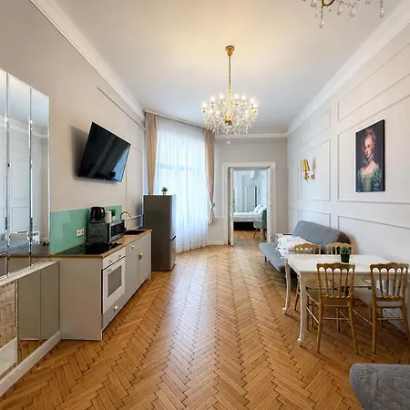 Royal * Cracovia