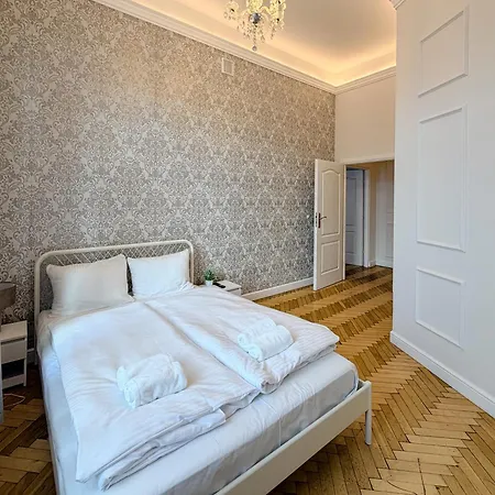 Apartamento Royal