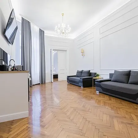 Royal Апартаменты *